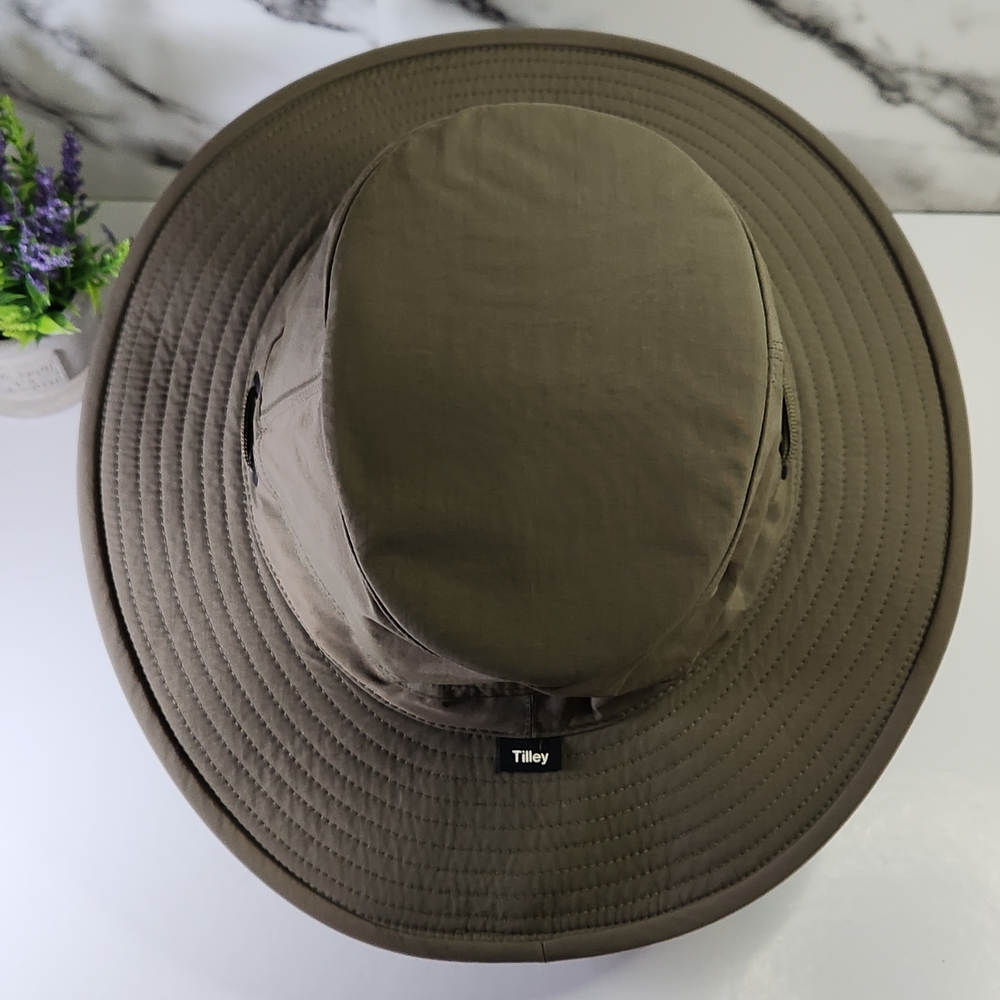 Tilley Hat. Men's Outdoor Wide Brim Sun Hat - Olive - Picture 2 of 9